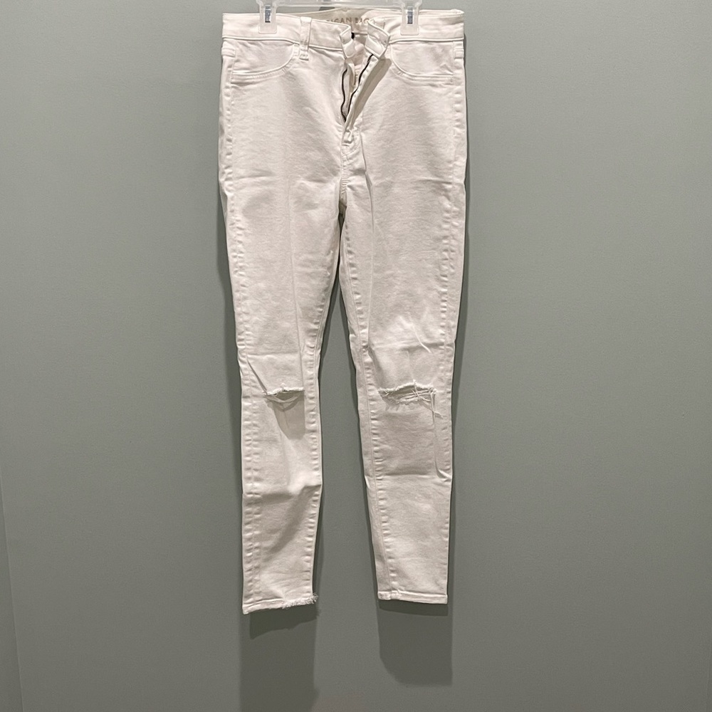 white womens american eagle ripped jeans size 10